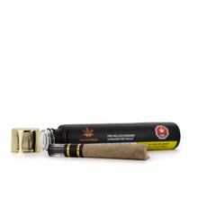 Charger l&#39;image dans la galerie, Organic Rainbow Driver Glass-Tipped Pre-Roll
